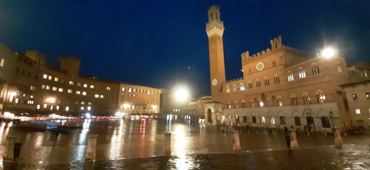 Cor Magis Kamullia - 200 Meters From The Historic Center And Close To The Train Station Siena Buitenkant foto